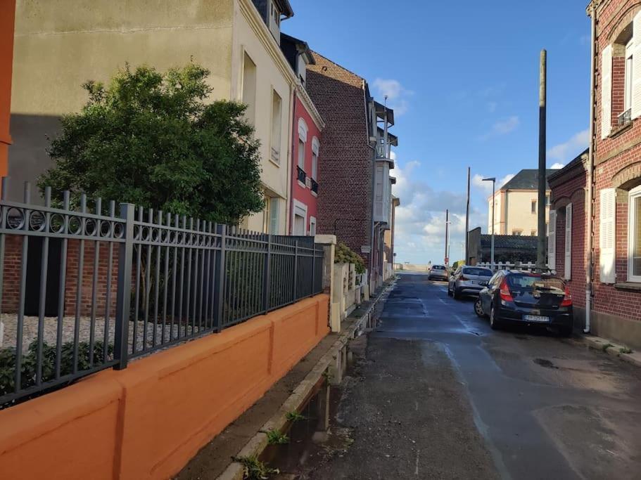 La Baigneuse Maison Avec Jardinet Et Parking Prive, A 200 M Plage Cayeux-sur-Mer Exterior photo